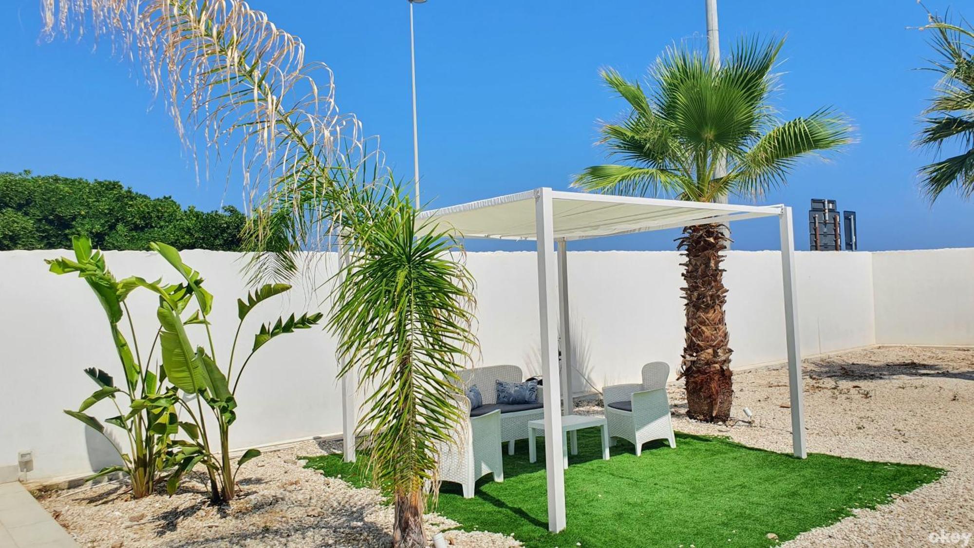 Villa Mediterranea Apartments - Seaview, Pool & Garden Bari Exterior foto